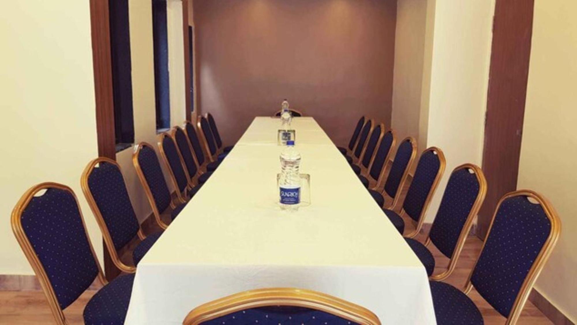 Hotel Ashoka, Pune Yerandwane Ngoại thất bức ảnh